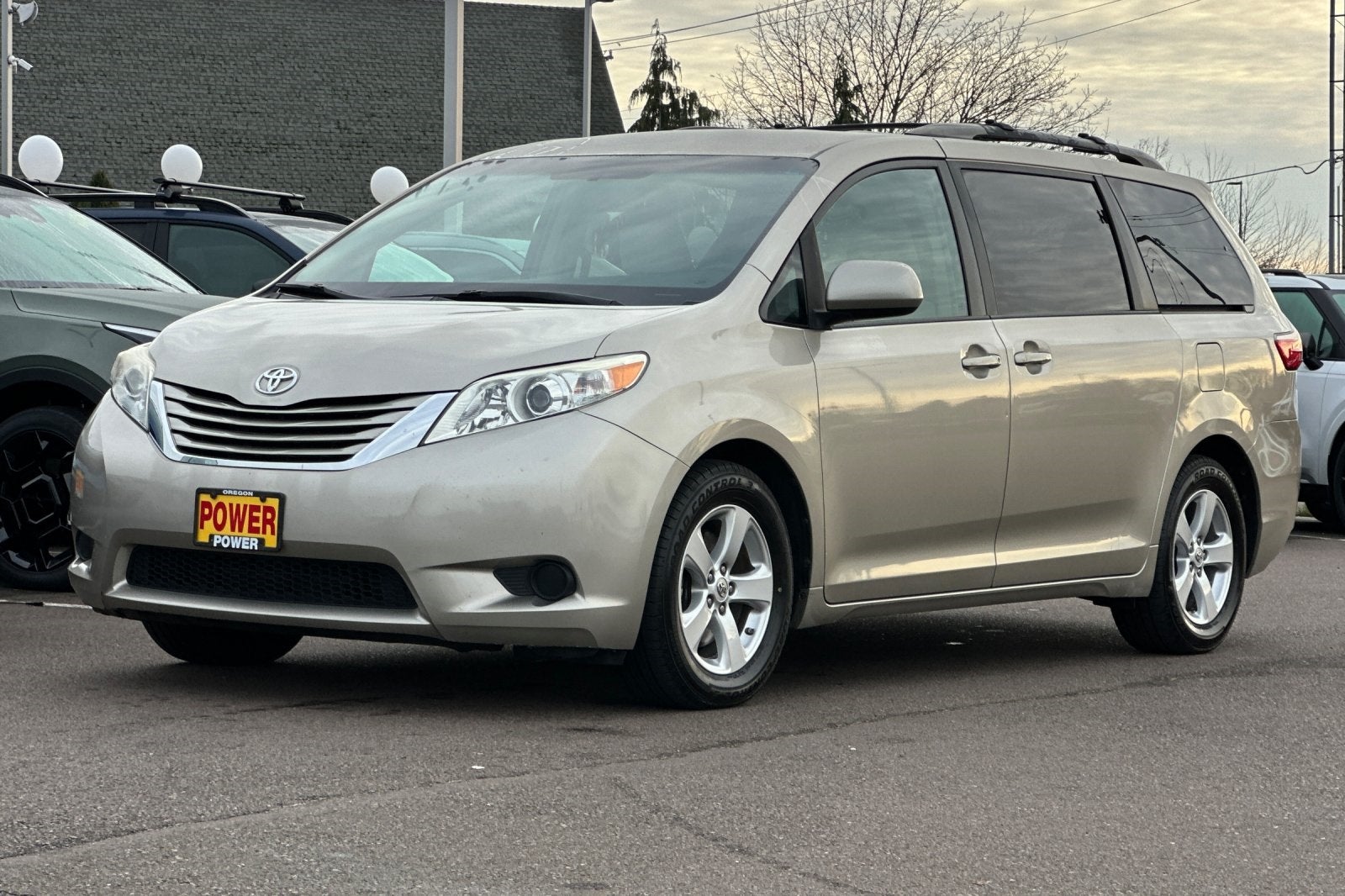 2015 Toyota Sienna LE