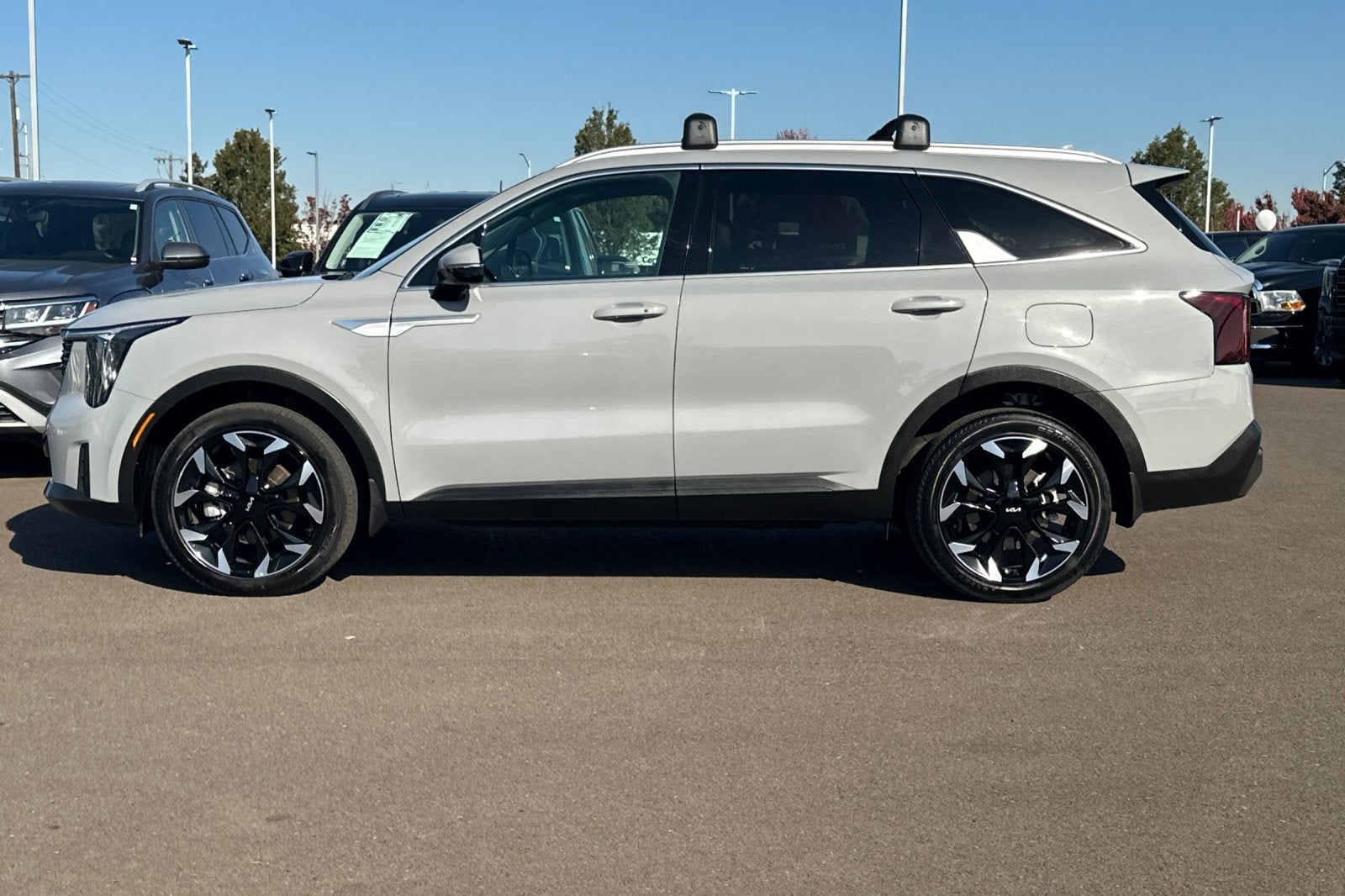 2025 Kia Sorento EX