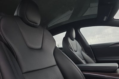 2022 Tesla Model S Base