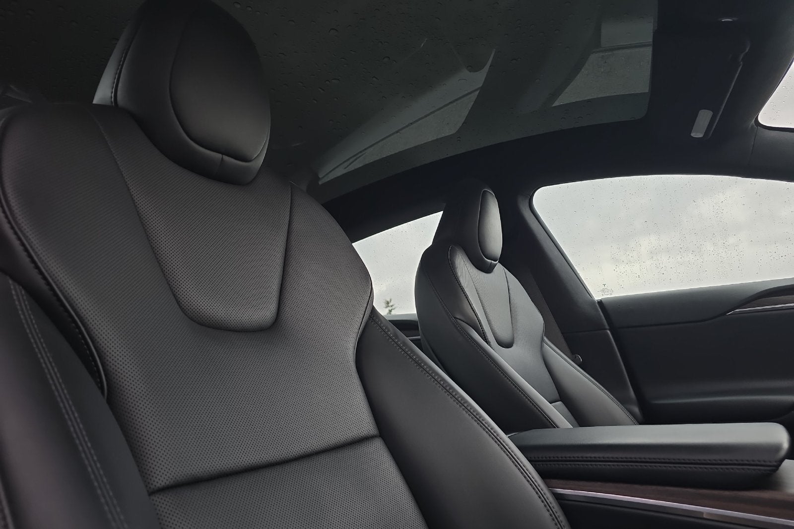 2022 Tesla Model S Base