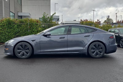 2022 Tesla Model S Base