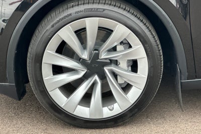 2026 Tesla Model Y Long Range