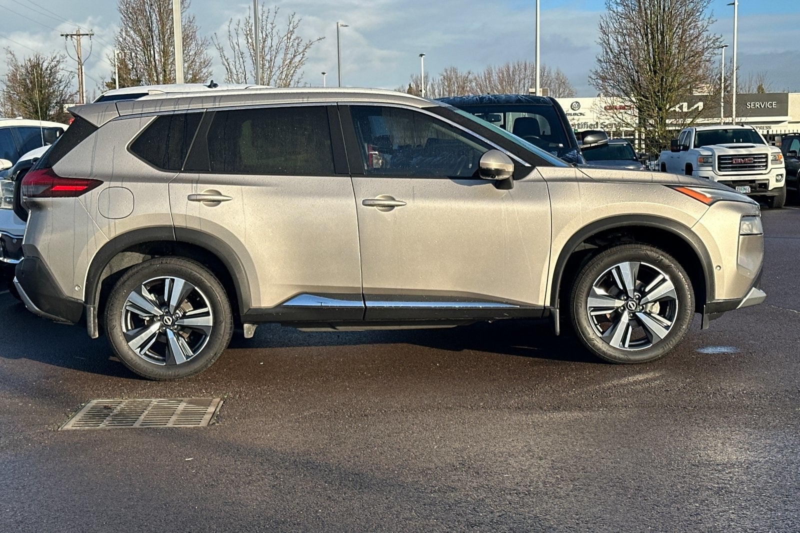 2023 Nissan Rogue Platinum