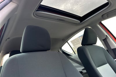 2013 Toyota Prius c Three