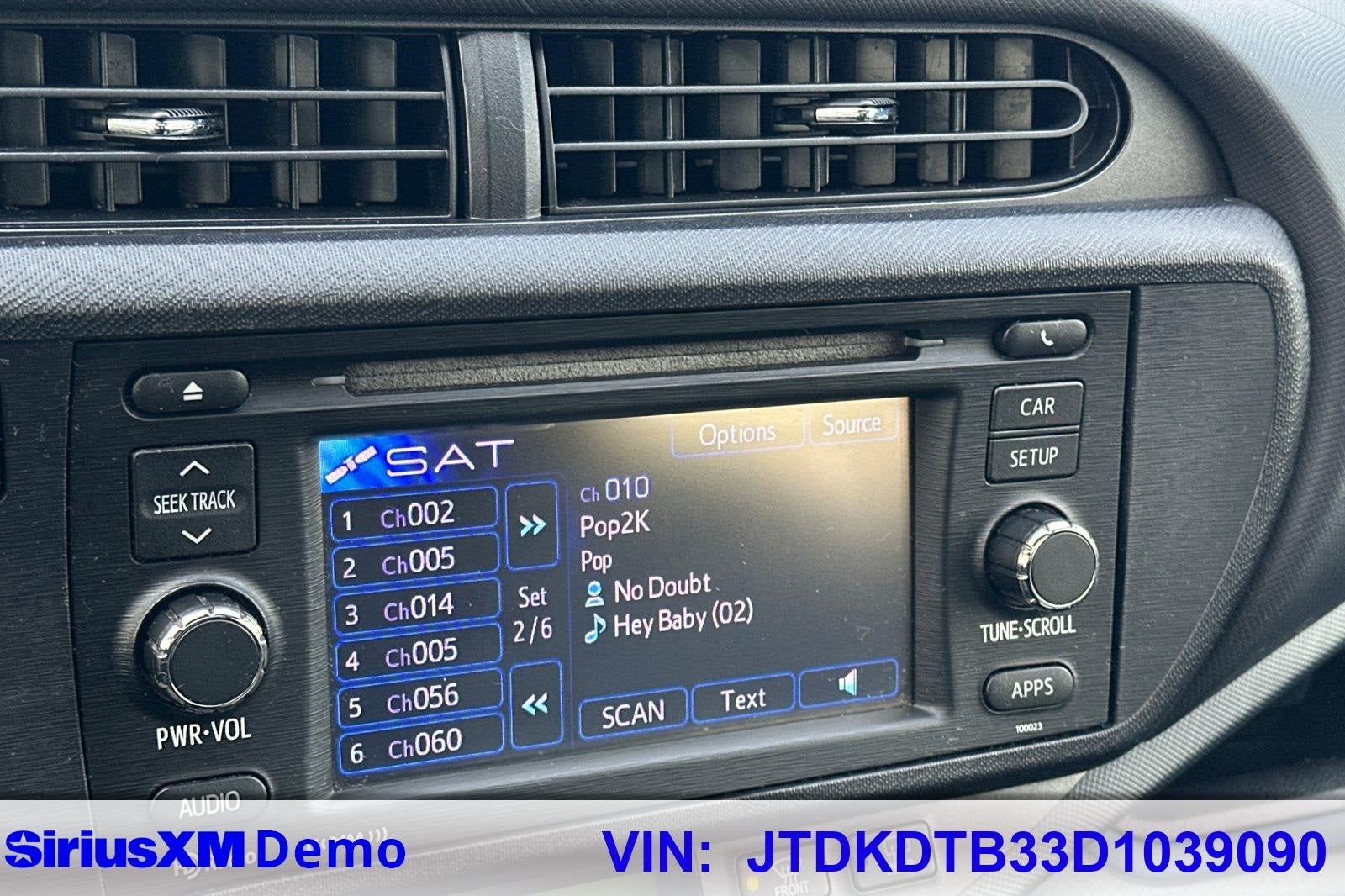 2013 Toyota Prius c Three