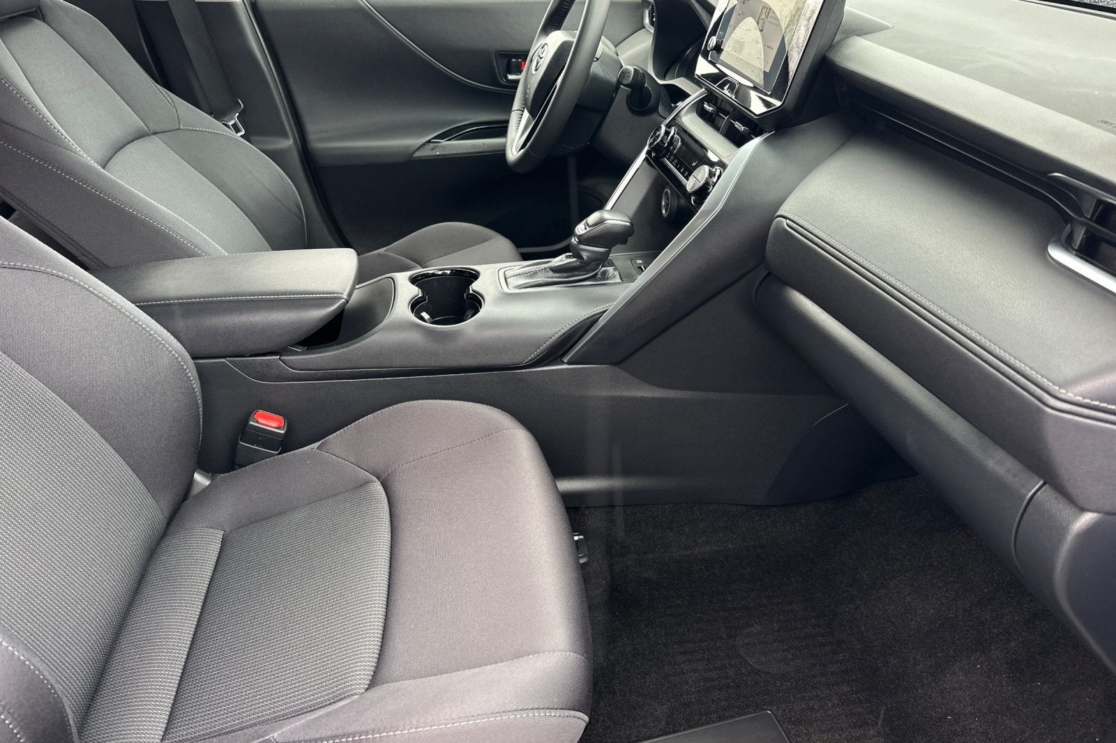 2024 Toyota Venza LE