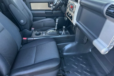 2014 Toyota FJ Cruiser Base