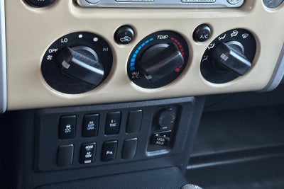 2014 Toyota FJ Cruiser Base