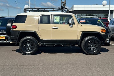 2014 Toyota FJ Cruiser Base