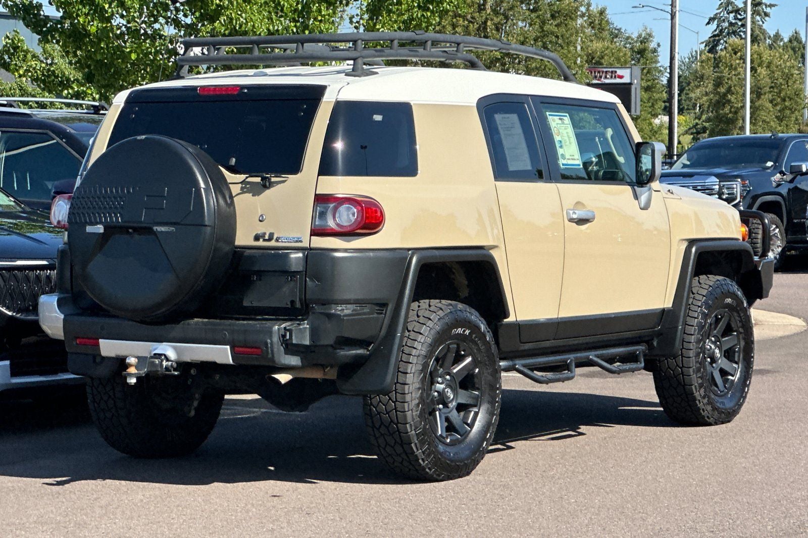 2014 Toyota FJ Cruiser Base