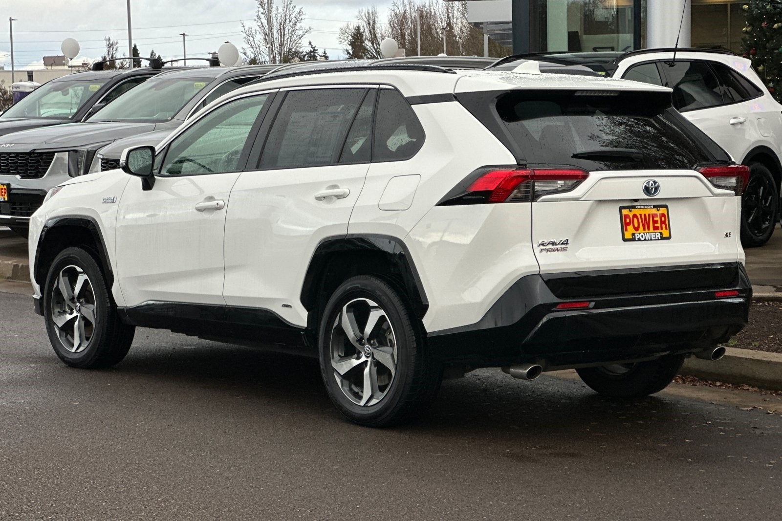 2023 Toyota RAV4 Prime SE