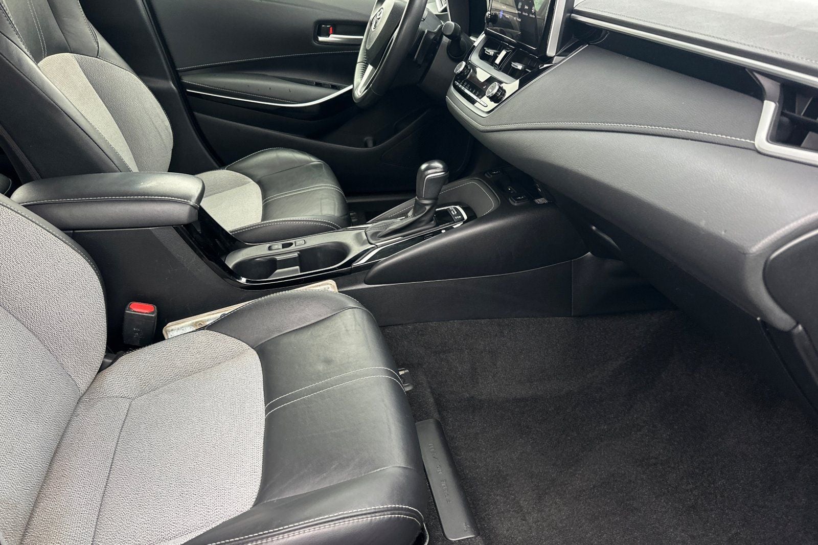 2023 Toyota Corolla Hatchback XSE