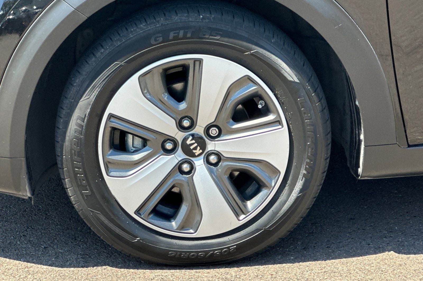 2017 Kia Niro LX