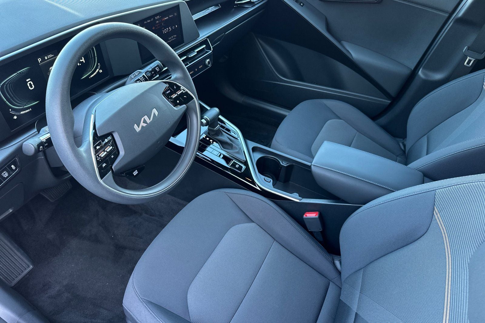 2024 Kia Niro LX