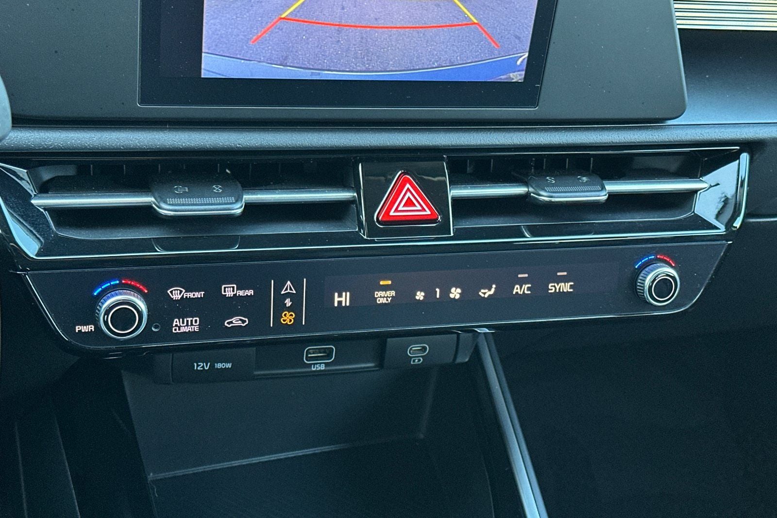 2024 Kia Niro LX