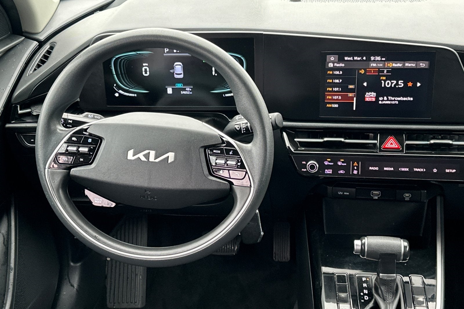 2024 Kia Niro LX