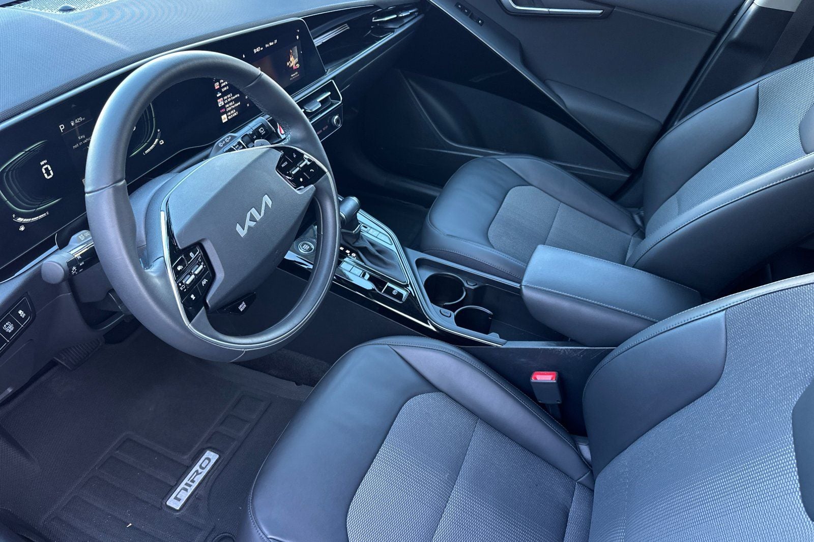 2023 Kia Niro EX