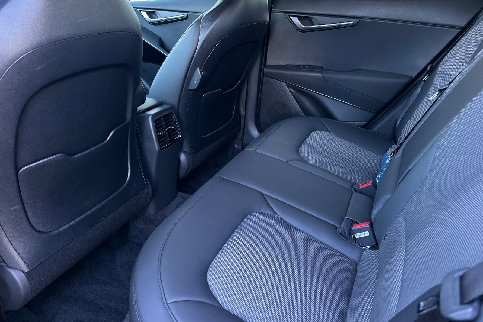 2025 Kia Niro Plug-In Hybrid EX