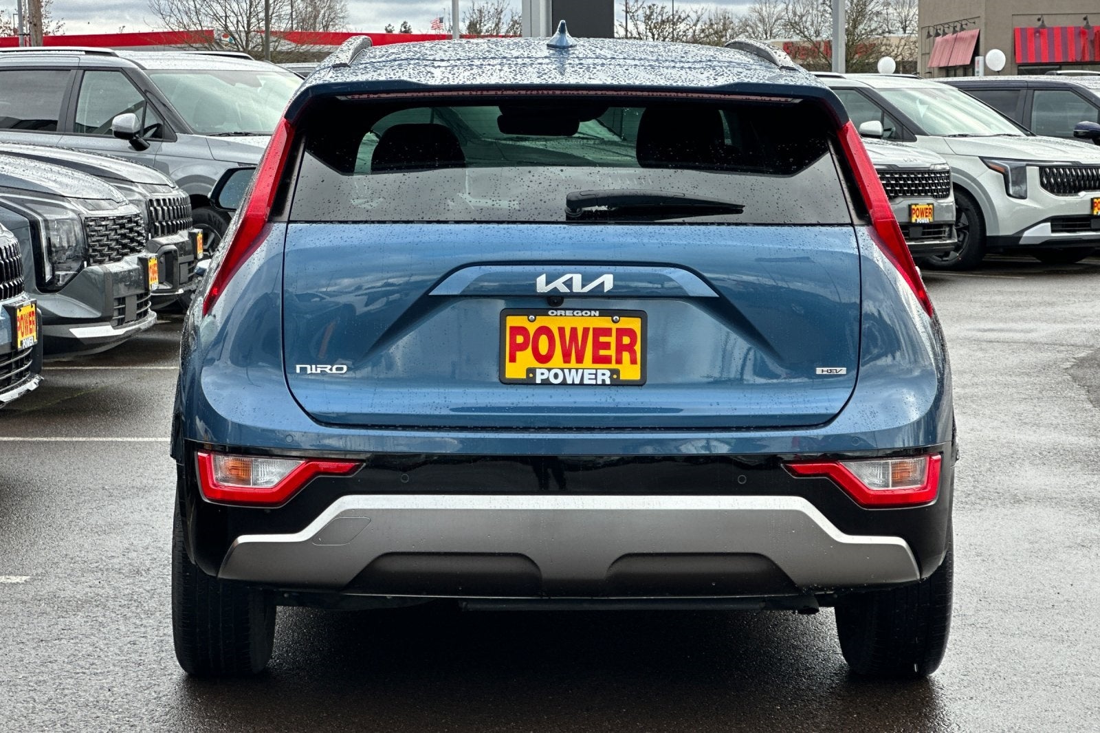 2023 Kia Niro SX