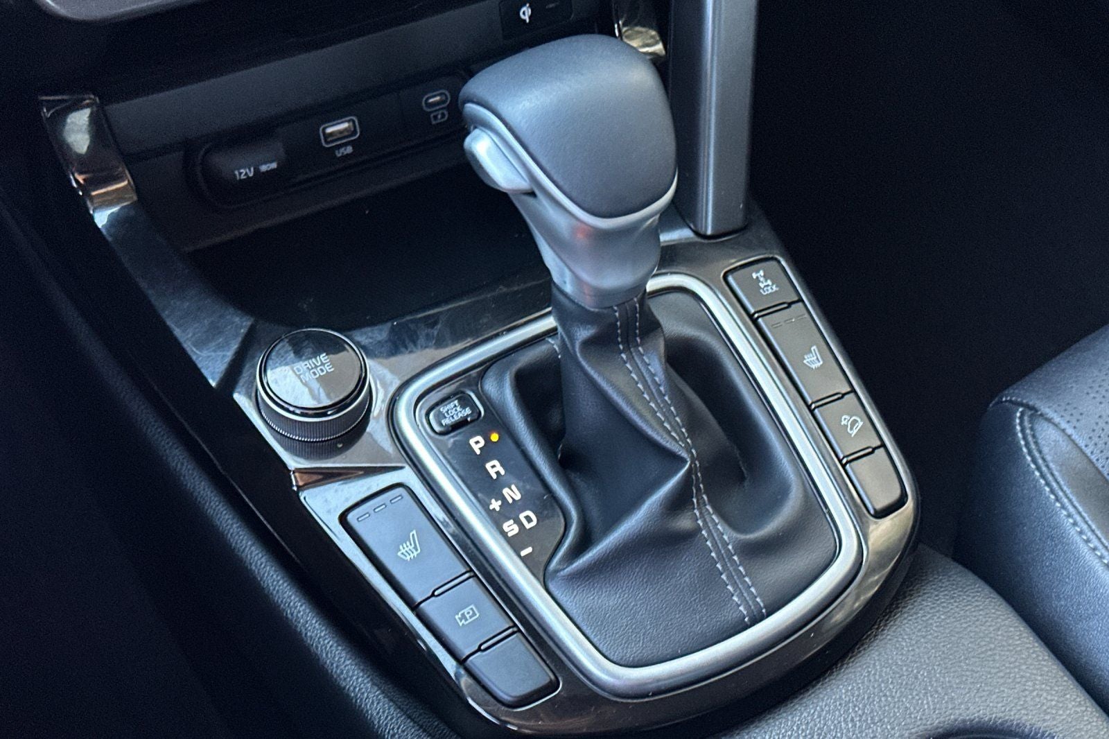 2024 Kia Seltos SX
