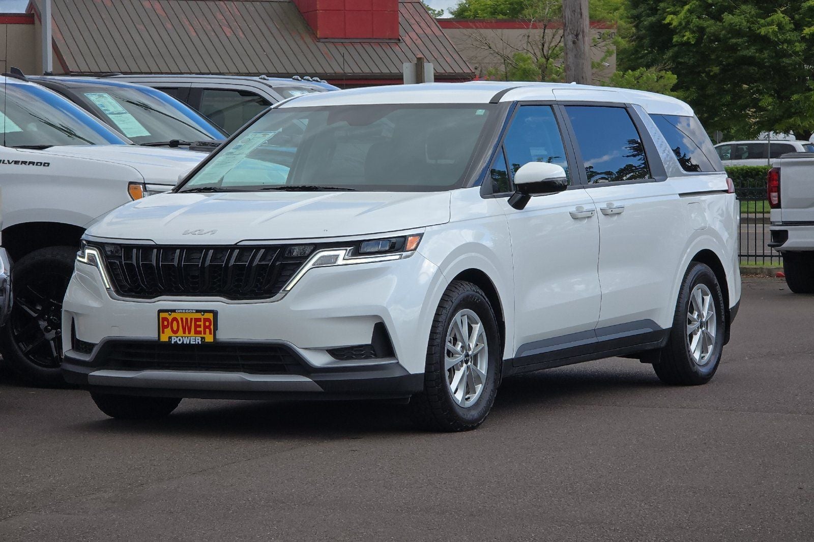 2024 Kia Carnival LX