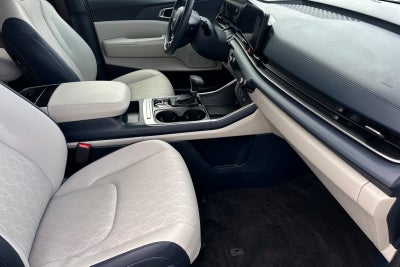 2025 Kia Carnival EX