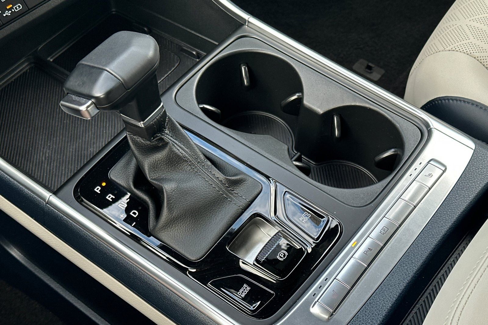 2025 Kia Carnival EX