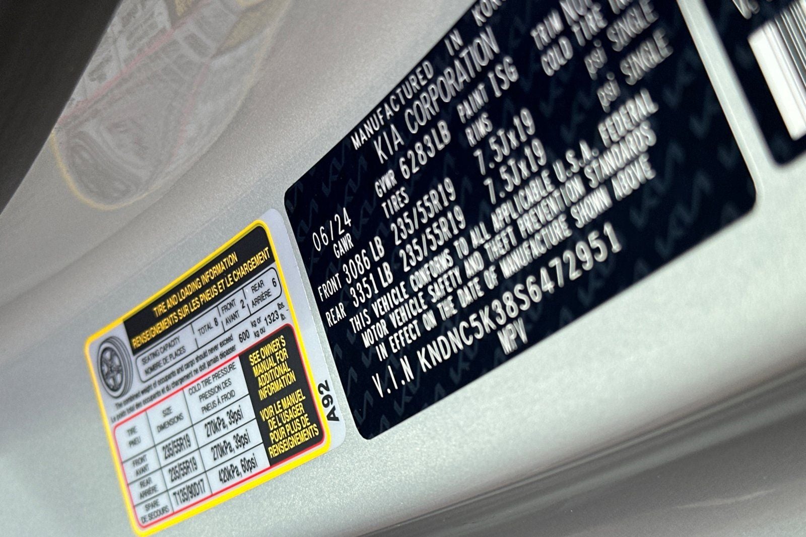 2025 Kia Carnival EX