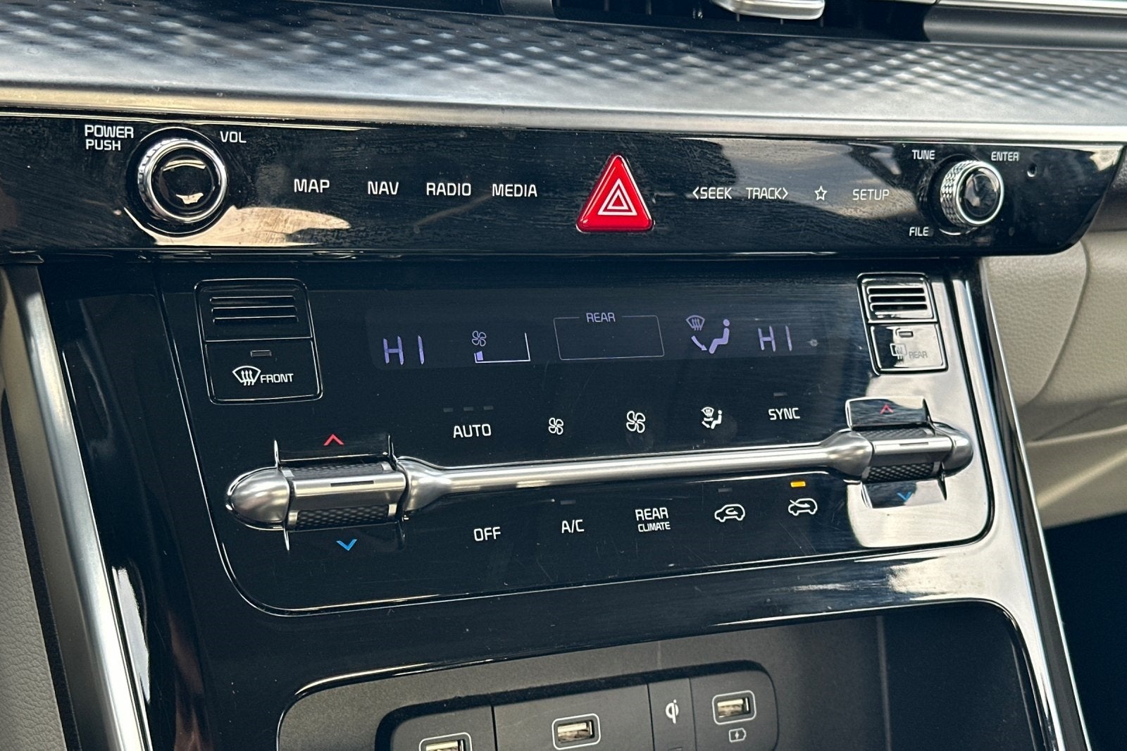 2023 Kia Carnival SX Prestige