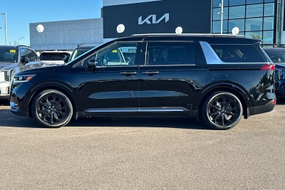 2023 Kia Carnival SX