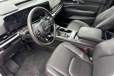 2025 Kia Carnival SX