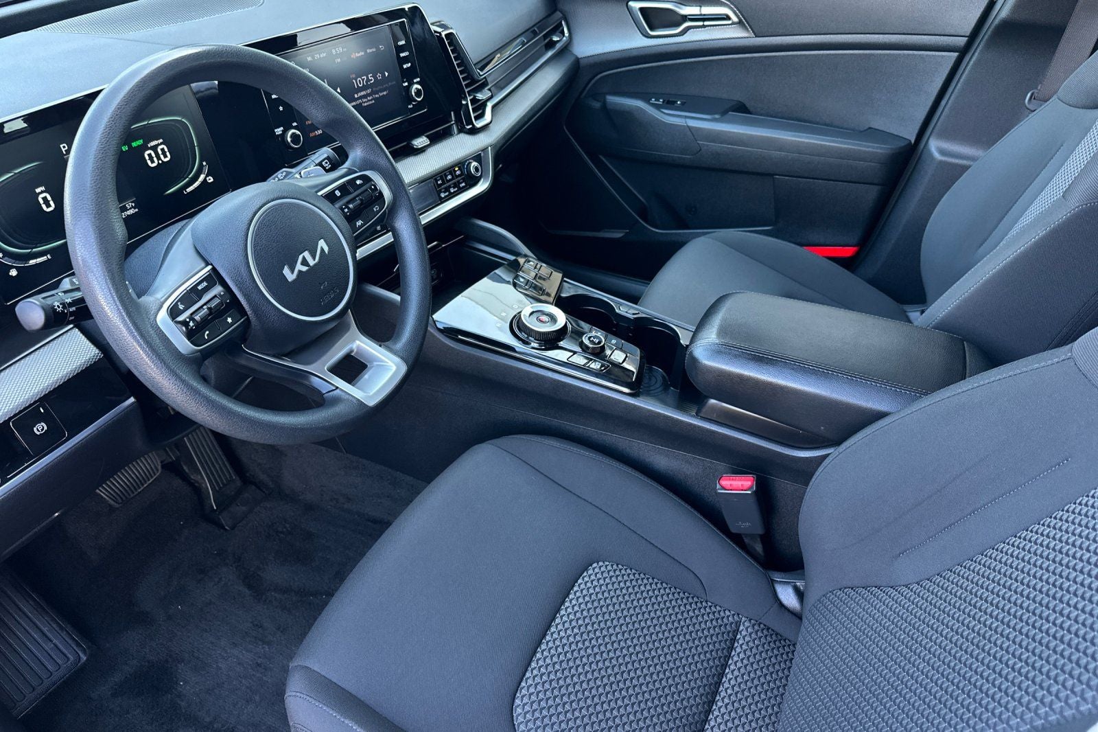 2023 Kia Sportage Hybrid LX