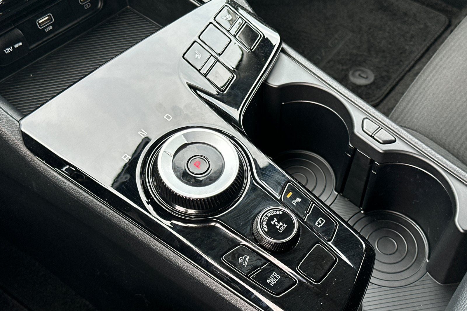 2025 Kia Sportage Hybrid LX