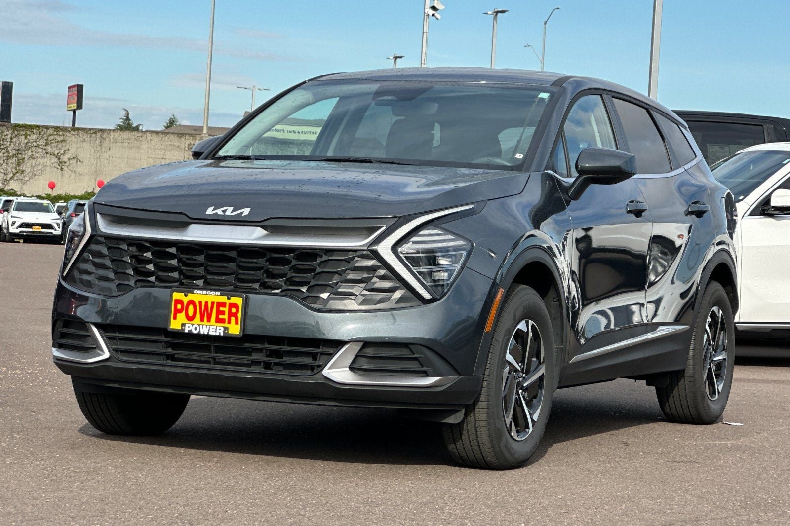 2025 Kia Sportage Hybrid LX