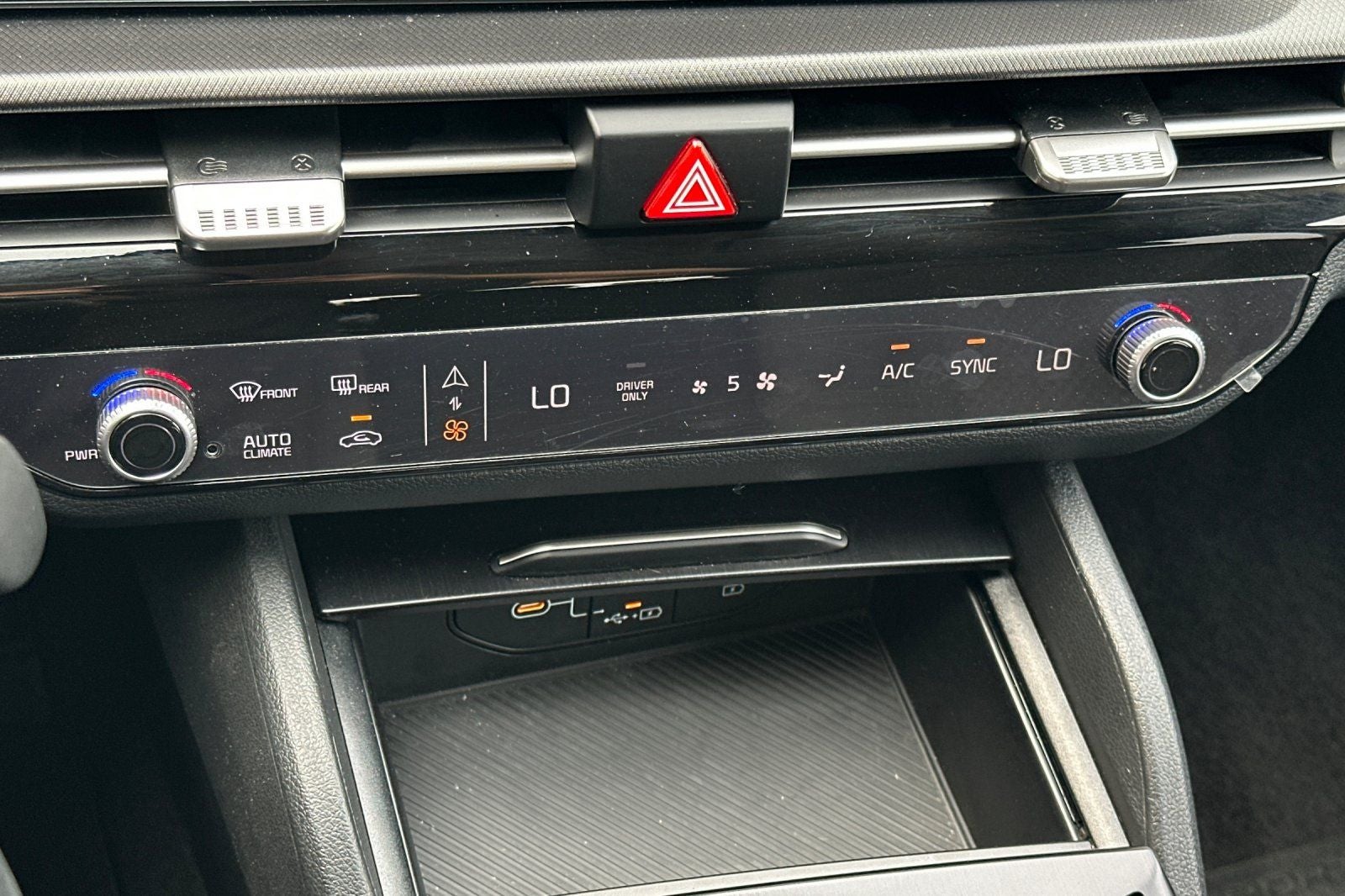 2026 Kia Sportage Hybrid S