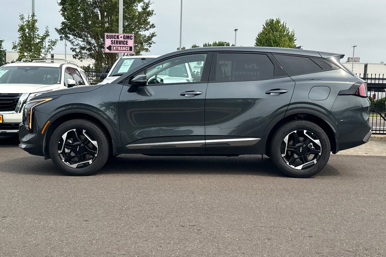 2026 Kia Sportage Hybrid S