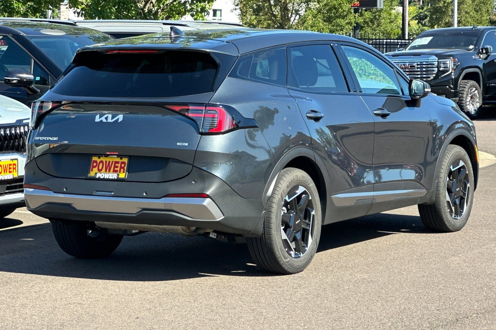 2026 Kia Sportage Hybrid S