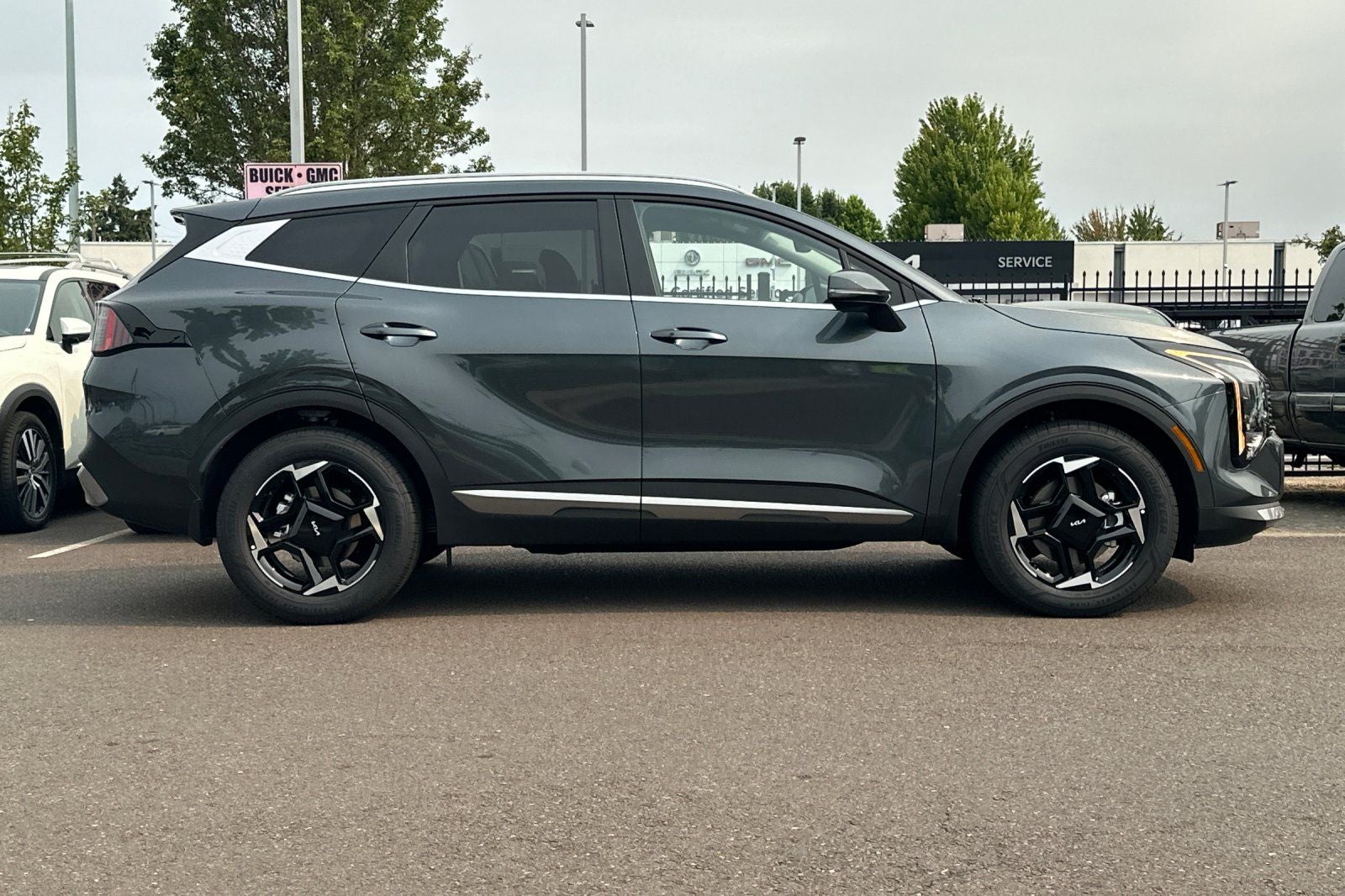 2026 Kia Sportage Hybrid EX