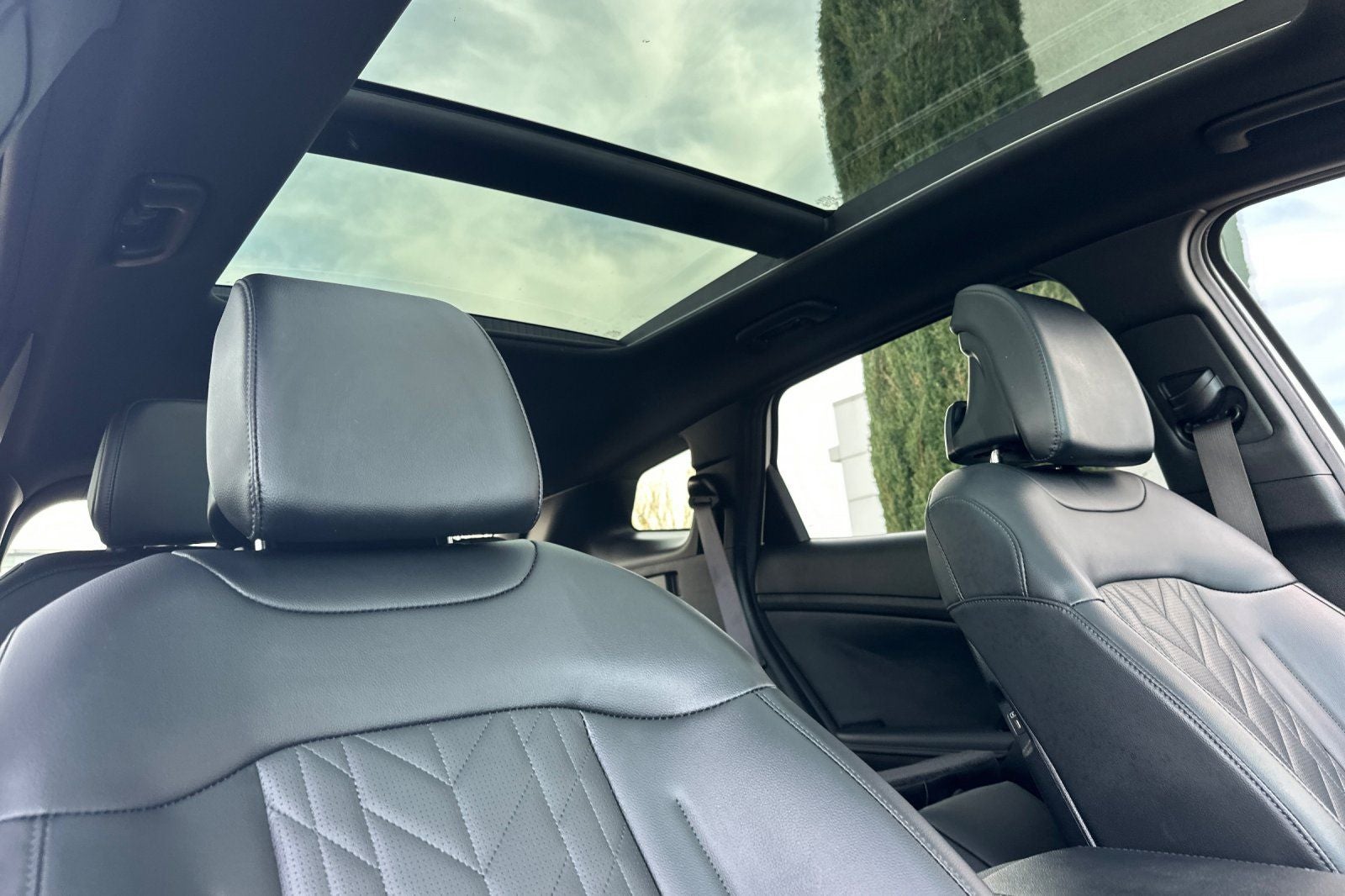 2023 Kia Sportage Plug-In Hybrid X-Line