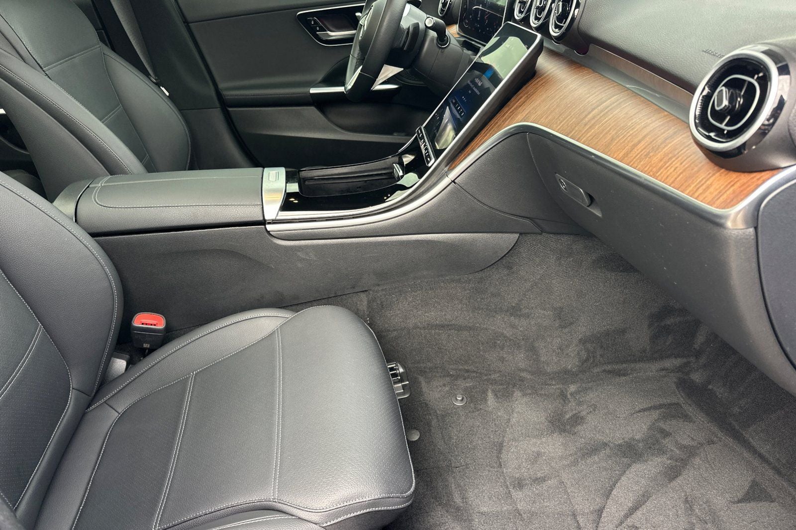 2025 Mercedes-Benz C-Class C 300 4MATIC®