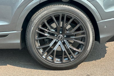 2024 Audi SQ8 4.0T Premium Plus quattro
