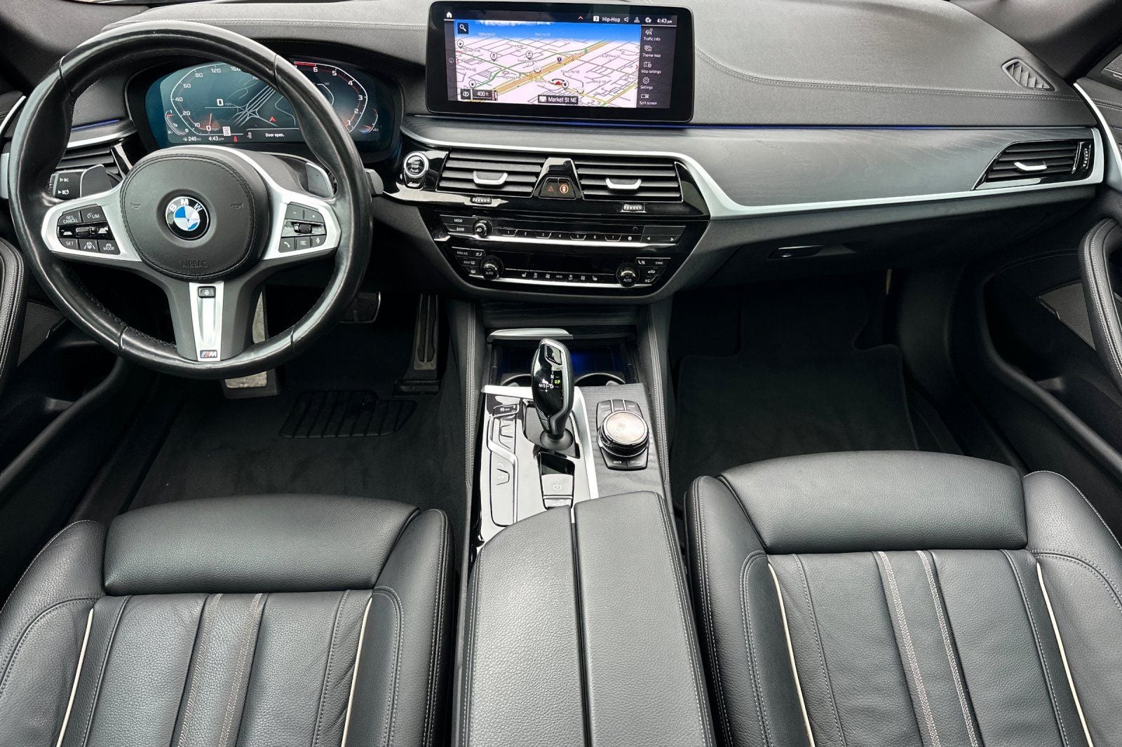 2023 BMW 5 Series M550i xDrive