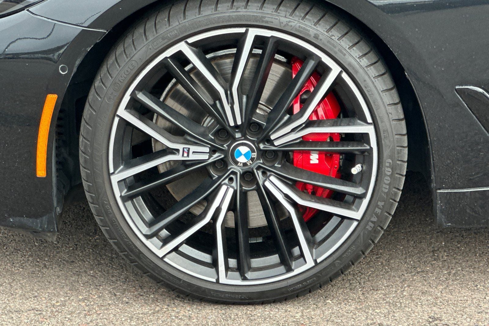 2023 BMW 5 Series M550i xDrive