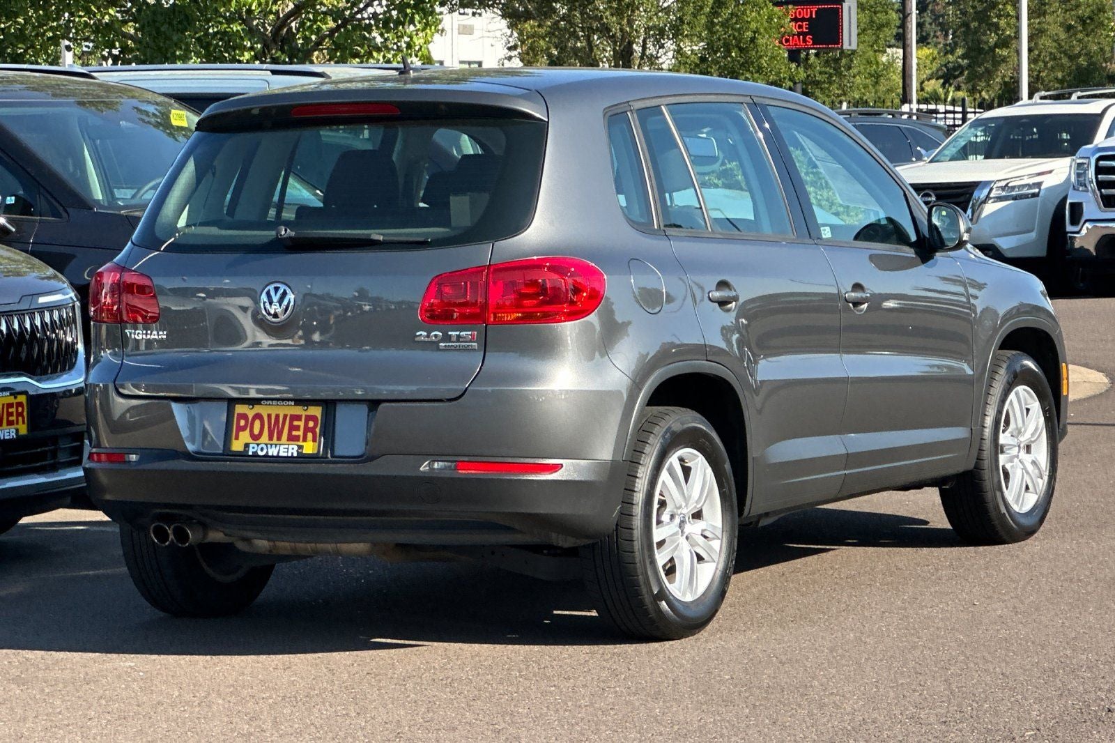 2014 Volkswagen Tiguan S 4Motion