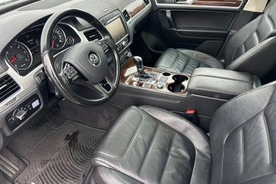 2015 Volkswagen Touareg V6 TDI Lux