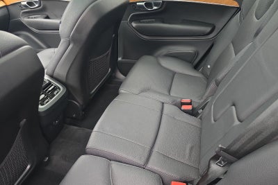 2023 Volvo XC90 B5 Plus