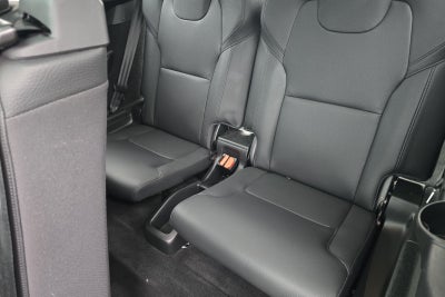 2023 Volvo XC90 B5 Plus