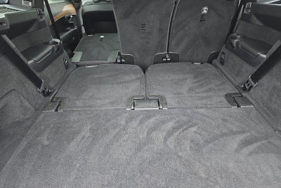 2023 Volvo XC90 B5 Plus