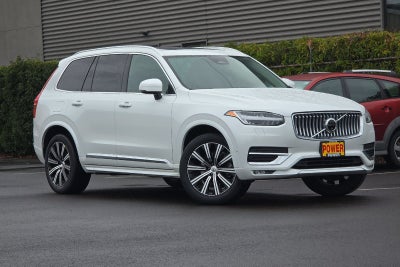 2023 Volvo XC90 B5 Plus
