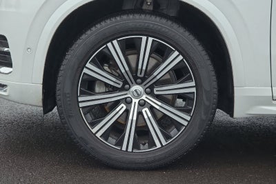 2023 Volvo XC90 B5 Plus
